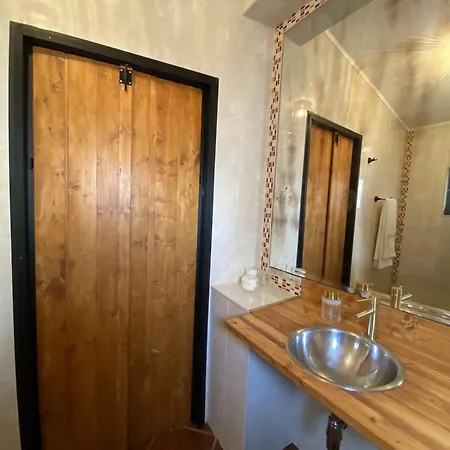 Refugio No16 Ocean Air & Rooftop Flair Гостевой дом