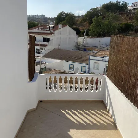 Refugio No16 Ocean Air & Rooftop Flair Албуфейра