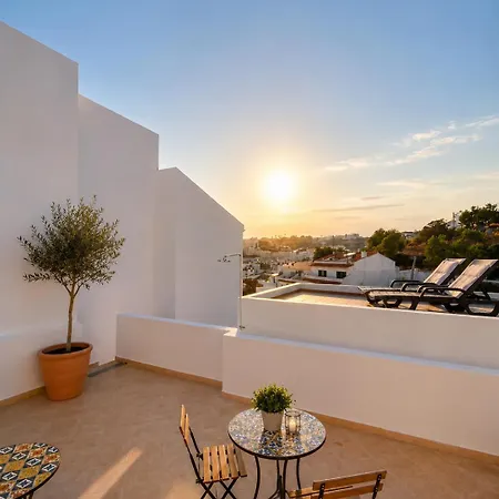 Maison d'hôtes Refugio No16 Ocean Air & Rooftop Flair Albufeira