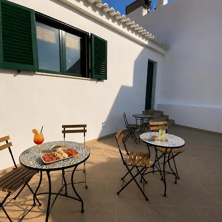 Refugio No16 Ocean Air & Rooftop Flair Maison d'hôtes